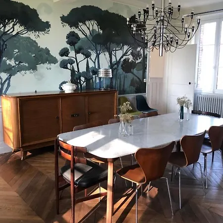 Domaine De Bed & Breakfast *