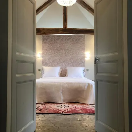 Domaine De Panzió Chauvincourt-Provemont